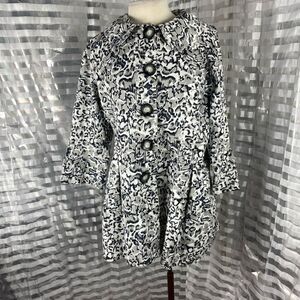 Karen Hart White/Black/Gray Floral Print Jacket